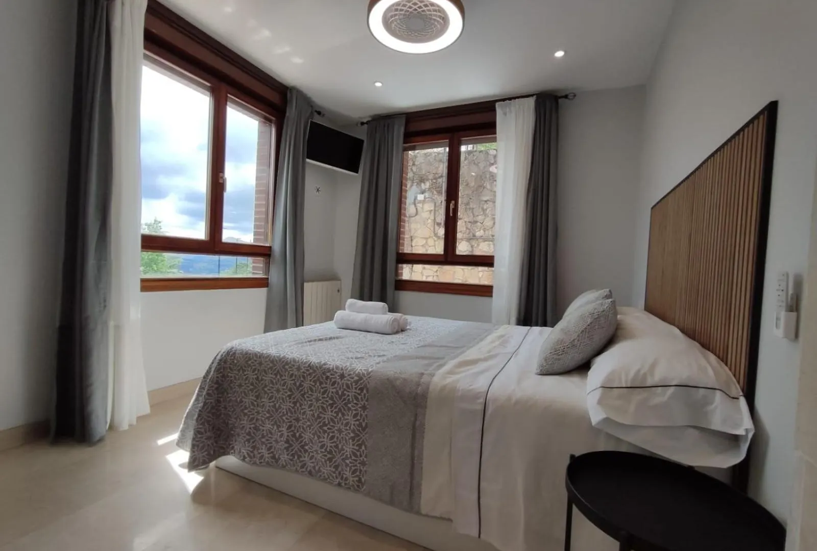 Habitacion Con Hermosas Vistas A Bilbao