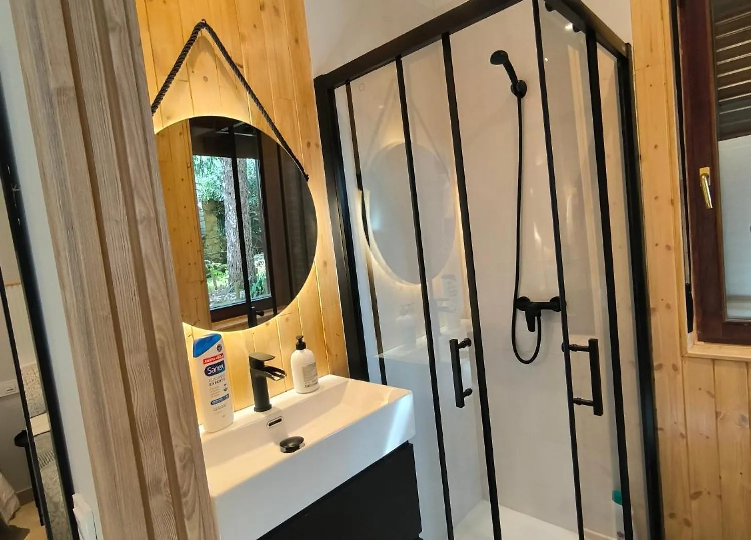 Habitacion Con Hermosas Vistas A Bilbao Espagne